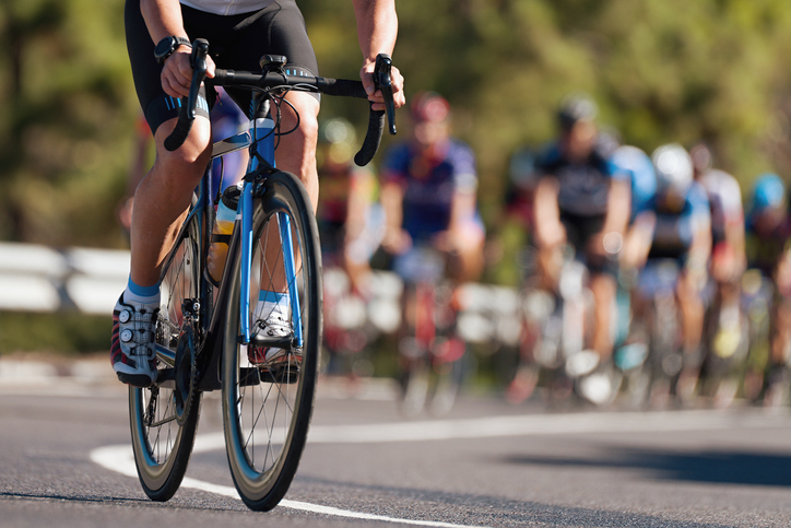 プロの自転車走者たち